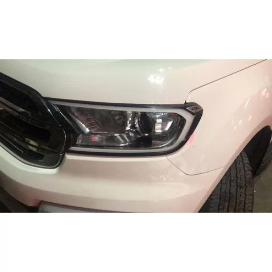 Ford endeavour deals custom headlight